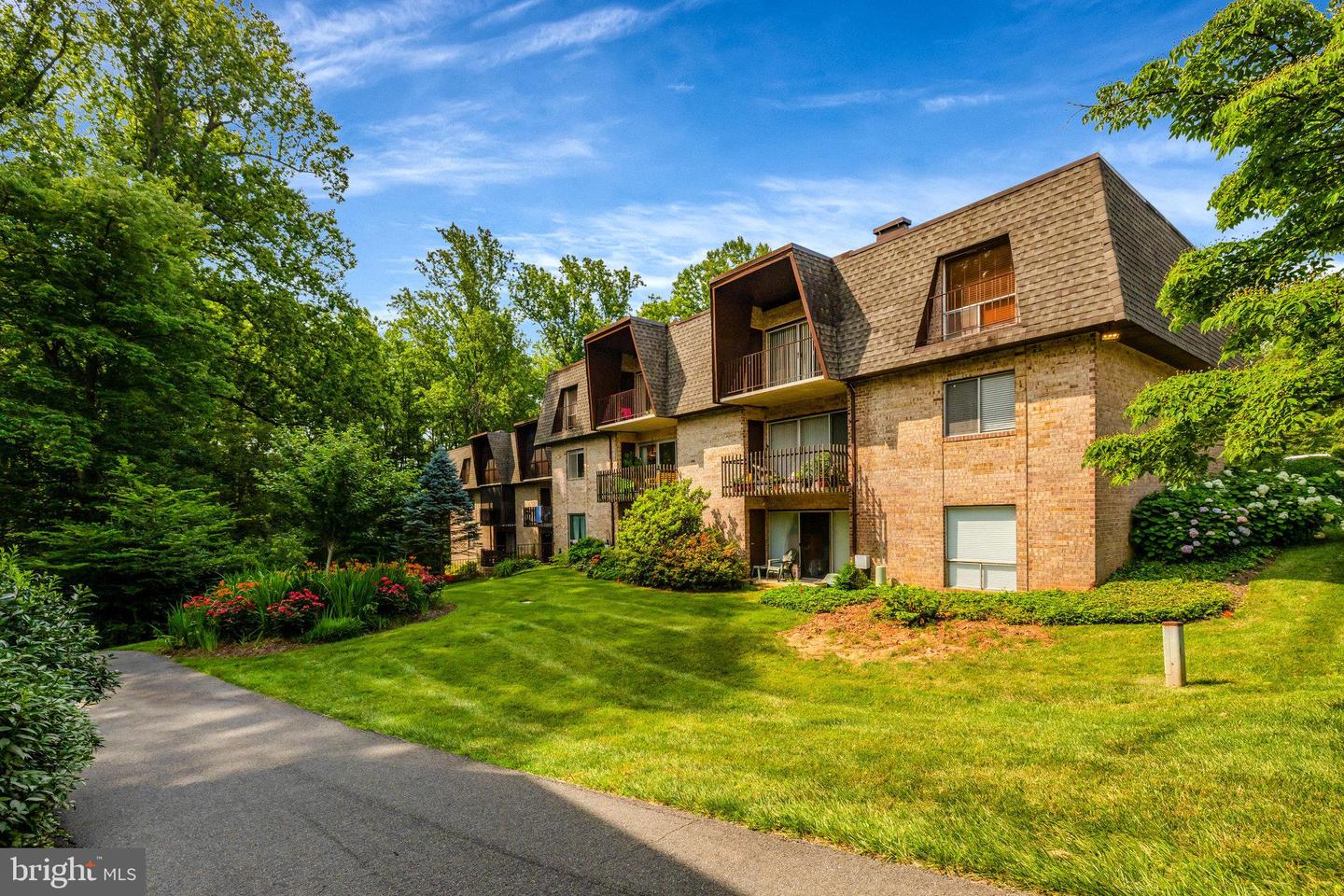 11613 VANTAGE HILL RD #12B, RESTON, Virginia 20190, 2 Bedrooms Bedrooms, ,1 BathroomBathrooms,Residential,For sale,11613 VANTAGE HILL RD #12B,VAFX2247462 MLS # VAFX2247462
