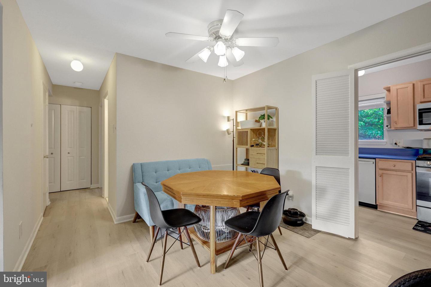 11613 VANTAGE HILL RD #12B, RESTON, Virginia 20190, 2 Bedrooms Bedrooms, ,1 BathroomBathrooms,Residential,For sale,11613 VANTAGE HILL RD #12B,VAFX2247462 MLS # VAFX2247462