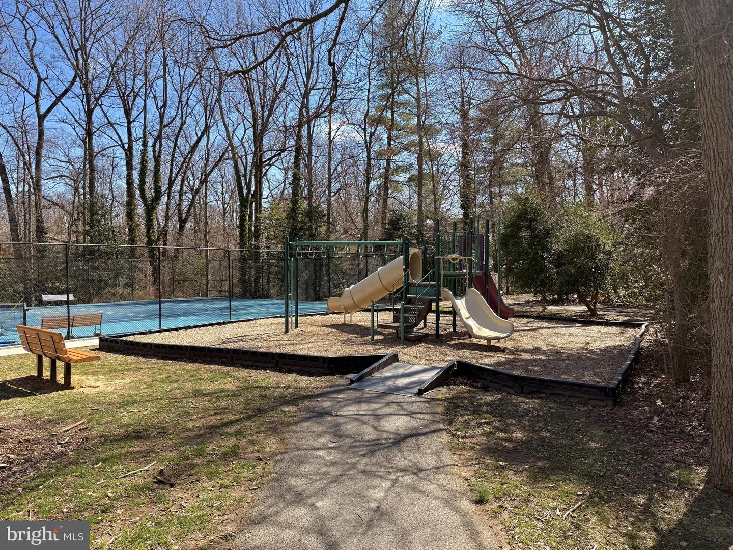 11613 VANTAGE HILL RD #12B, RESTON, Virginia 20190, 2 Bedrooms Bedrooms, ,1 BathroomBathrooms,Residential,For sale,11613 VANTAGE HILL RD #12B,VAFX2247462 MLS # VAFX2247462