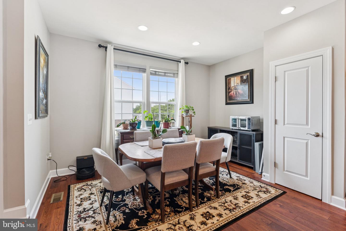 9924 WHITEMOSS DR, MANASSAS, Virginia 20109, 4 Bedrooms Bedrooms, ,3 BathroomsBathrooms,Residential,For sale,9924 WHITEMOSS DR,VAPW2097072 MLS # VAPW2097072