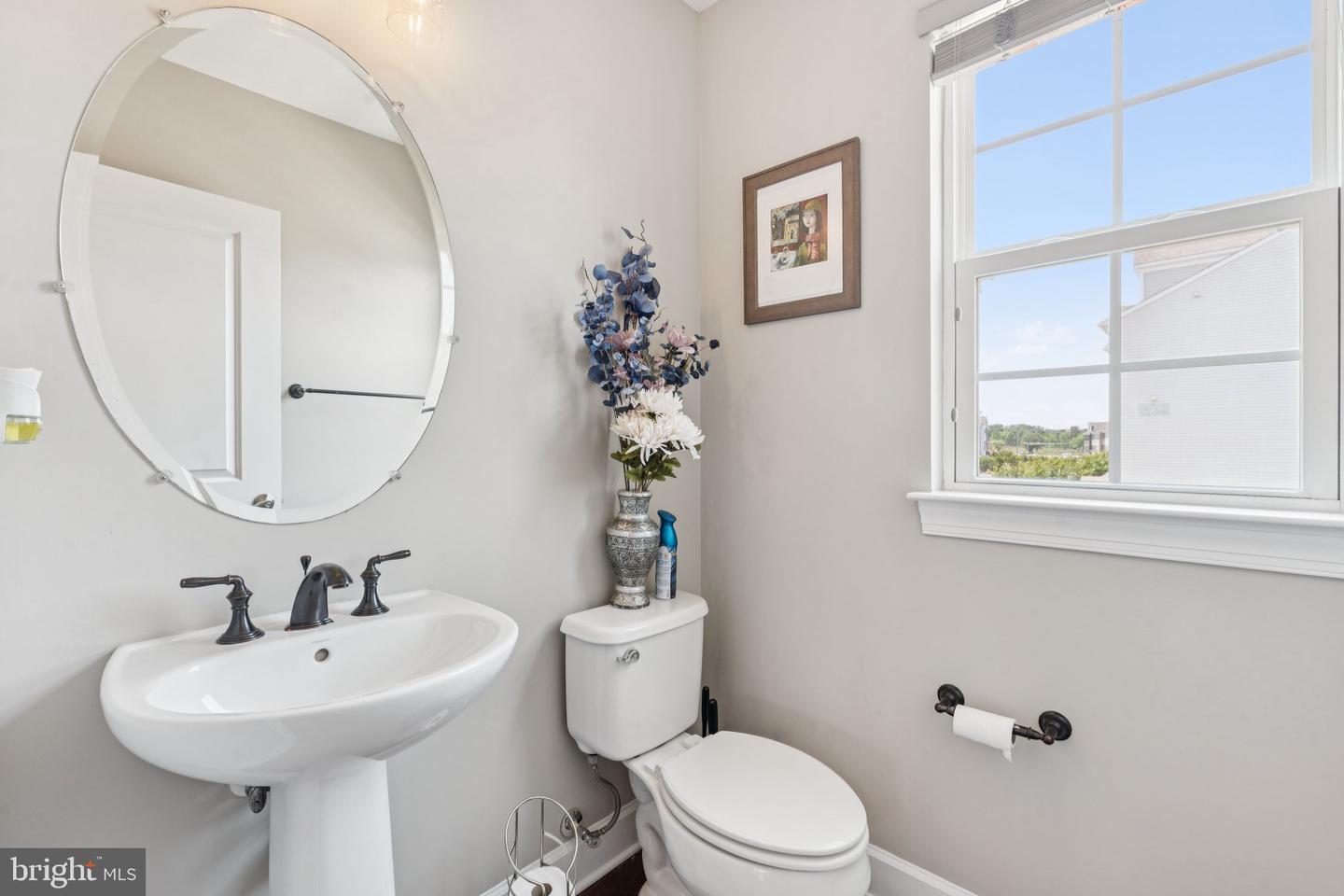 9924 WHITEMOSS DR, MANASSAS, Virginia 20109, 4 Bedrooms Bedrooms, ,3 BathroomsBathrooms,Residential,For sale,9924 WHITEMOSS DR,VAPW2097072 MLS # VAPW2097072
