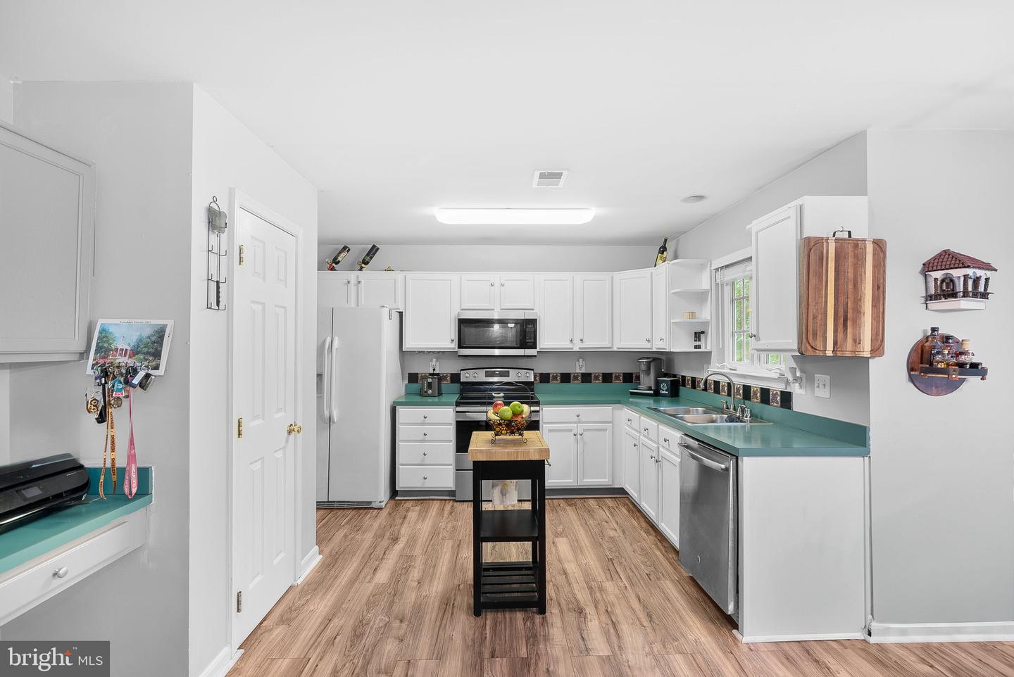 17391 ARROWOOD PL, ROUND HILL, Virginia 20141, 3 Bedrooms Bedrooms, ,2 BathroomsBathrooms,Residential,For sale,17391 ARROWOOD PL,VALO2099612 MLS # VALO2099612