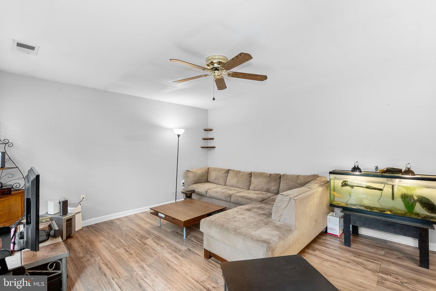 17391 ARROWOOD PL, ROUND HILL, Virginia 20141, 3 Bedrooms Bedrooms, ,2 BathroomsBathrooms,Residential,For sale,17391 ARROWOOD PL,VALO2099612 MLS # VALO2099612