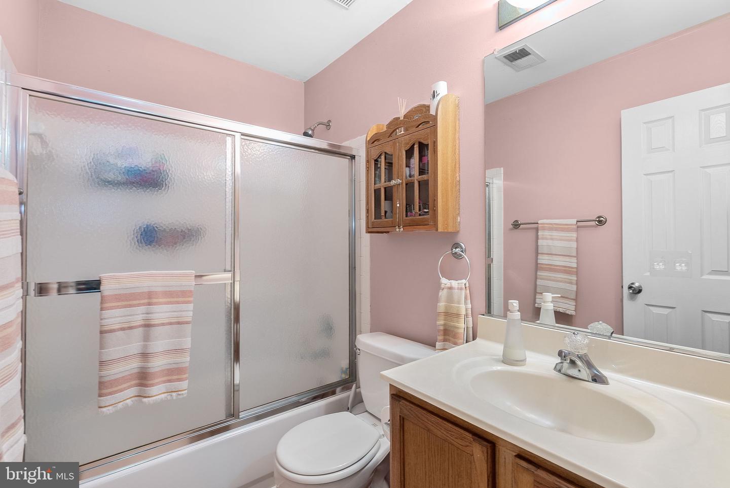 17391 ARROWOOD PL, ROUND HILL, Virginia 20141, 3 Bedrooms Bedrooms, ,2 BathroomsBathrooms,Residential,For sale,17391 ARROWOOD PL,VALO2099612 MLS # VALO2099612
