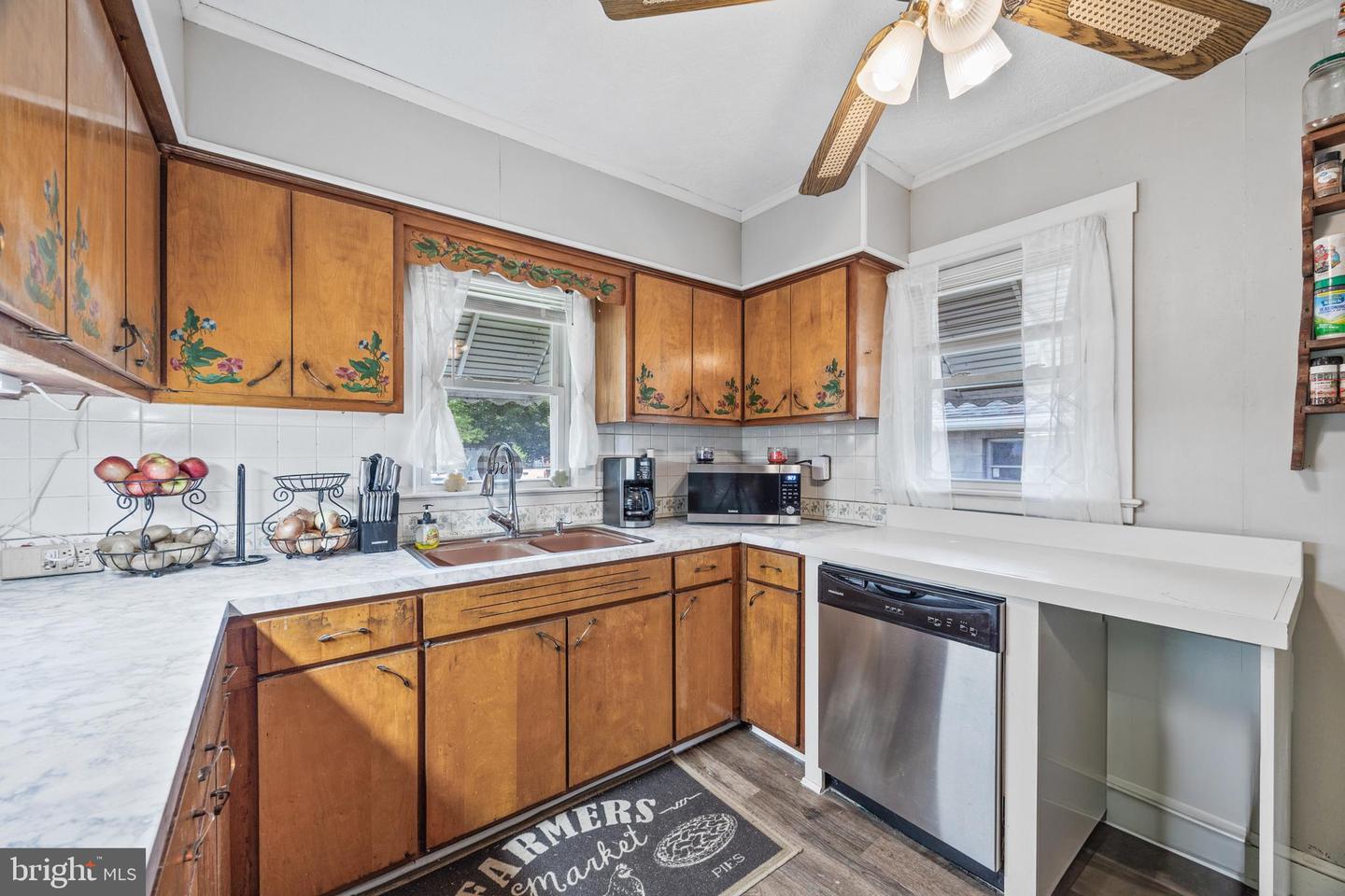 600 10TH ST, SHENANDOAH, Virginia 22849, 3 Bedrooms Bedrooms, ,1 BathroomBathrooms,Residential,For sale,600 10TH ST,VAPA2005032 MLS # VAPA2005032