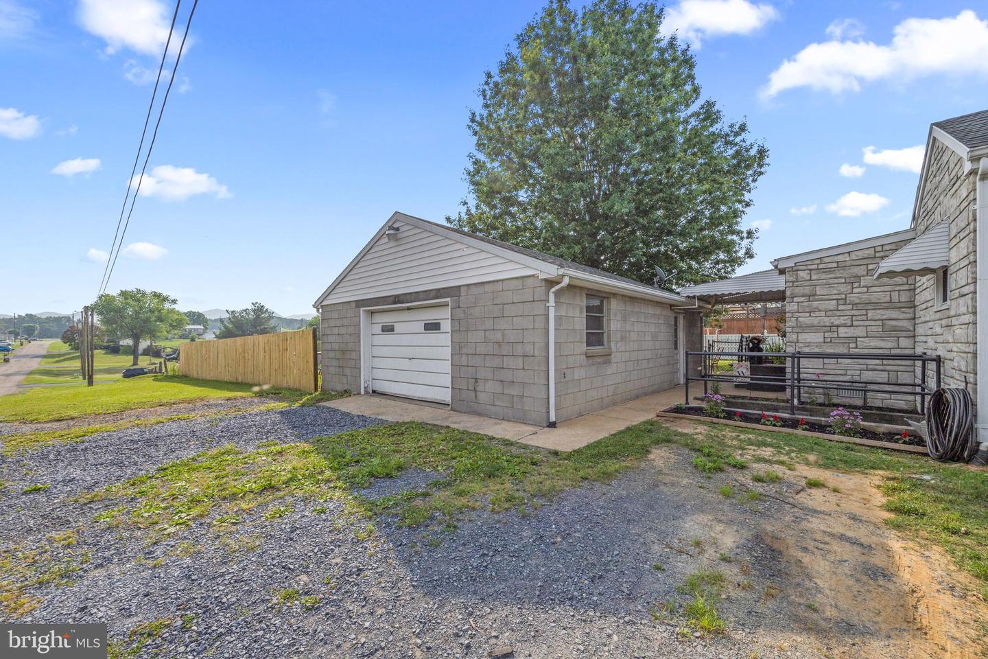 600 10TH ST, SHENANDOAH, Virginia 22849, 3 Bedrooms Bedrooms, ,1 BathroomBathrooms,Residential,For sale,600 10TH ST,VAPA2005032 MLS # VAPA2005032