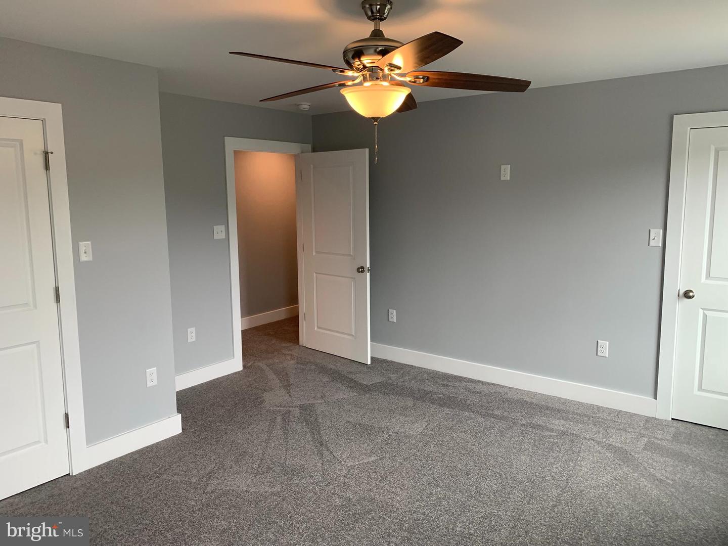 174 BANK STREET, MOUNT JACKSON, Virginia 22842, 3 Bedrooms Bedrooms, ,2 BathroomsBathrooms,Residential,For sale,174 BANK STREET,VASH2011728 MLS # VASH2011728