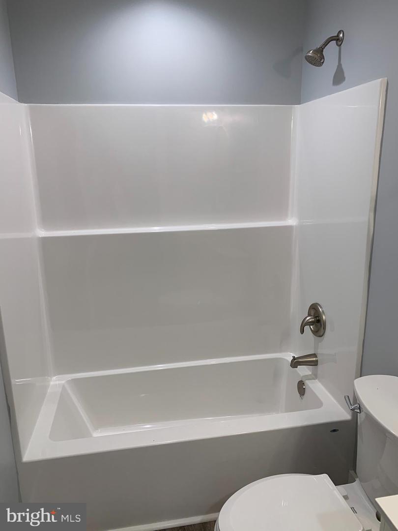 174 BANK STREET, MOUNT JACKSON, Virginia 22842, 3 Bedrooms Bedrooms, ,2 BathroomsBathrooms,Residential,For sale,174 BANK STREET,VASH2011728 MLS # VASH2011728