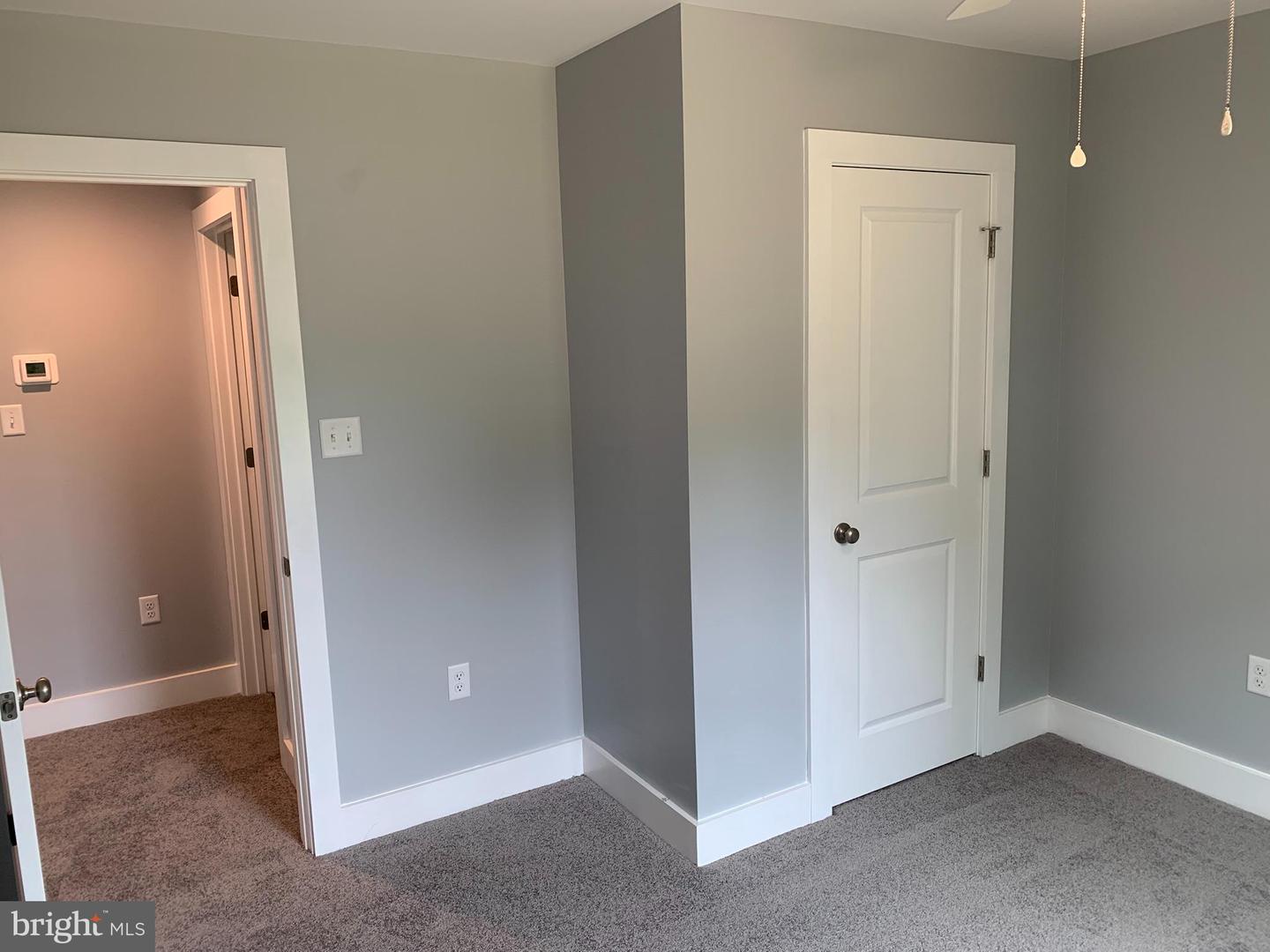174 BANK STREET, MOUNT JACKSON, Virginia 22842, 3 Bedrooms Bedrooms, ,2 BathroomsBathrooms,Residential,For sale,174 BANK STREET,VASH2011728 MLS # VASH2011728