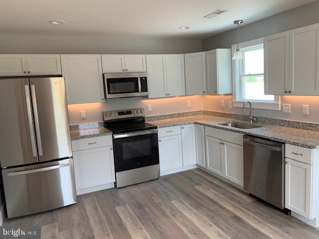 174 BANK STREET, MOUNT JACKSON, Virginia 22842, 3 Bedrooms Bedrooms, ,2 BathroomsBathrooms,Residential,For sale,174 BANK STREET,VASH2011728 MLS # VASH2011728