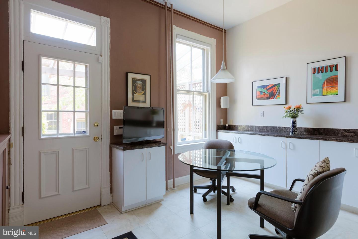 244 8TH ST SE, WASHINGTON, District Of Columbia 20003, 3 Bedrooms Bedrooms, ,3 BathroomsBathrooms,Residential,For sale,244 8TH ST SE,DCDC2206082 MLS # DCDC2206082
