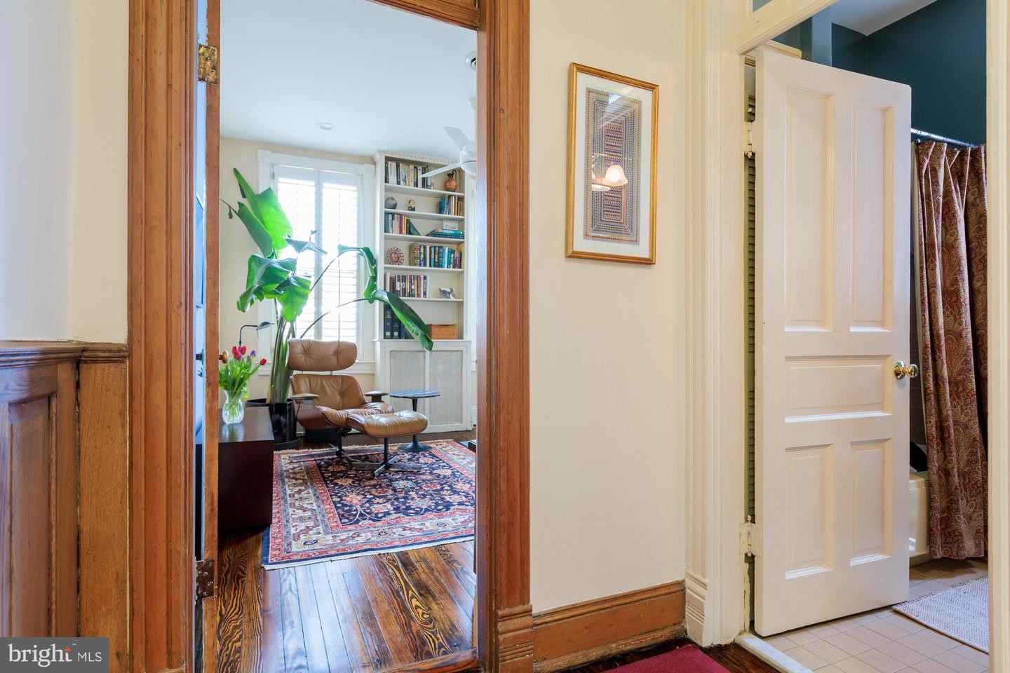 244 8TH ST SE, WASHINGTON, District Of Columbia 20003, 3 Bedrooms Bedrooms, ,3 BathroomsBathrooms,Residential,For sale,244 8TH ST SE,DCDC2206082 MLS # DCDC2206082