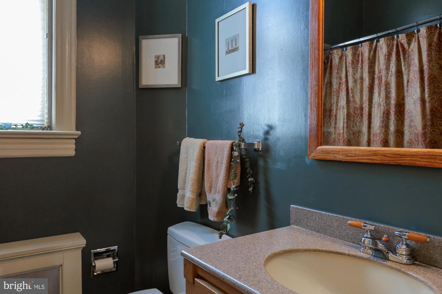244 8TH ST SE, WASHINGTON, District Of Columbia 20003, 3 Bedrooms Bedrooms, ,3 BathroomsBathrooms,Residential,For sale,244 8TH ST SE,DCDC2206082 MLS # DCDC2206082