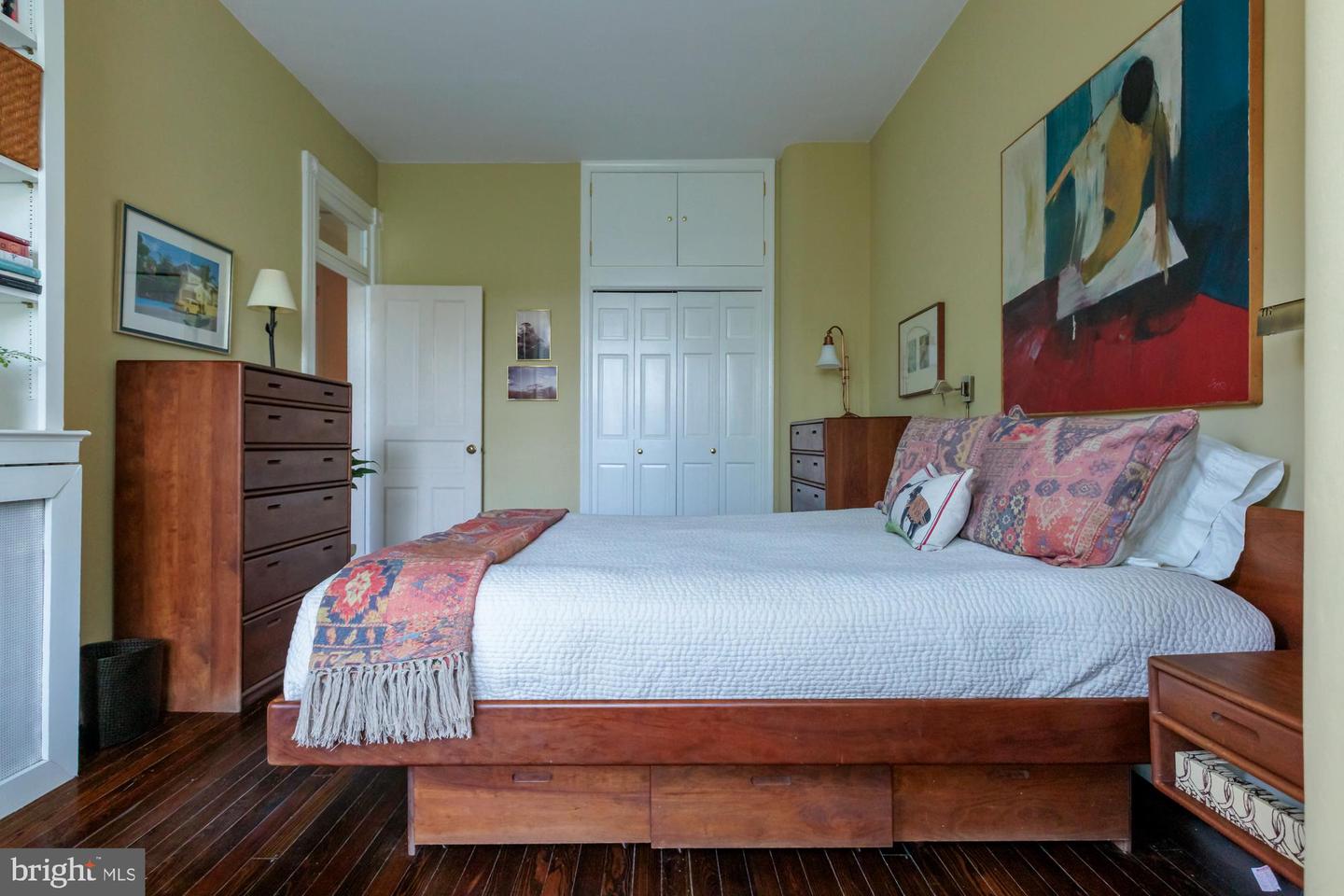 244 8TH ST SE, WASHINGTON, District Of Columbia 20003, 3 Bedrooms Bedrooms, ,3 BathroomsBathrooms,Residential,For sale,244 8TH ST SE,DCDC2206082 MLS # DCDC2206082