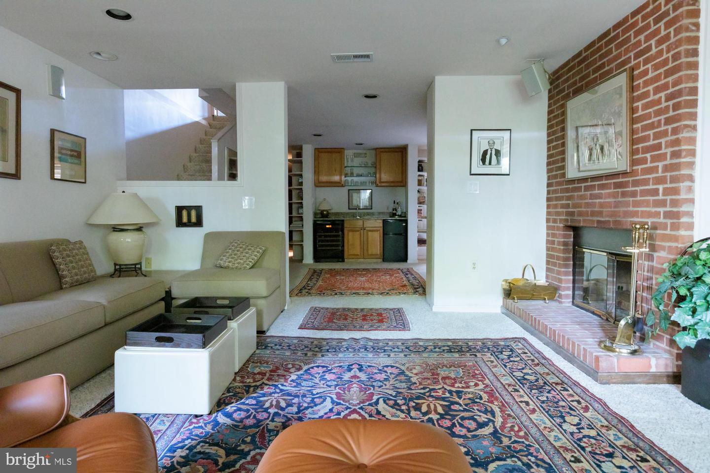 244 8TH ST SE, WASHINGTON, District Of Columbia 20003, 3 Bedrooms Bedrooms, ,3 BathroomsBathrooms,Residential,For sale,244 8TH ST SE,DCDC2206082 MLS # DCDC2206082
