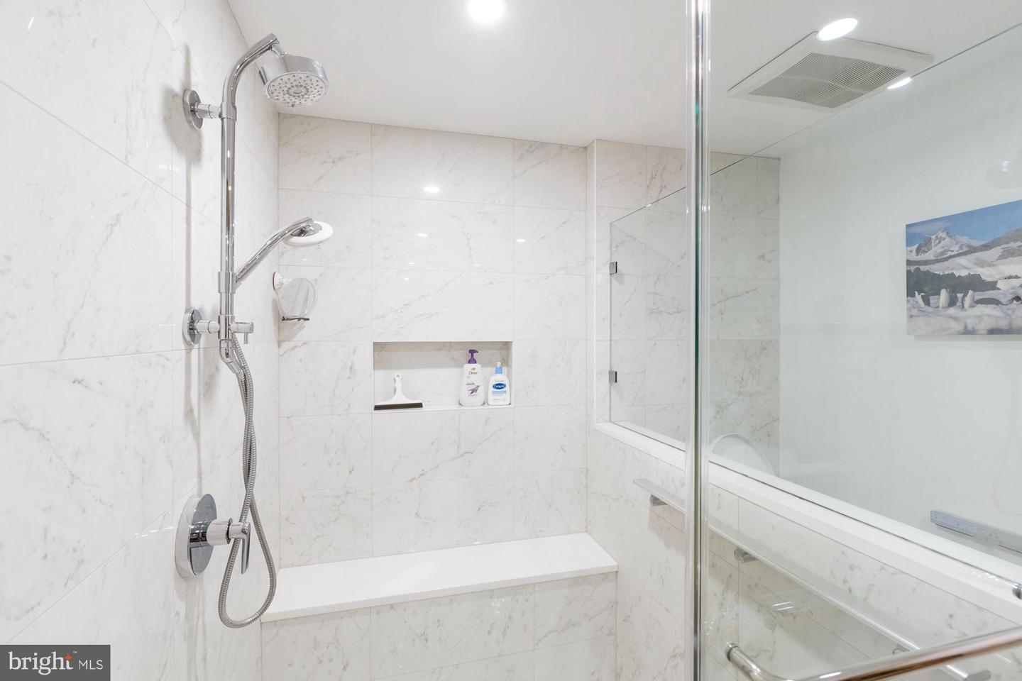 244 8TH ST SE, WASHINGTON, District Of Columbia 20003, 3 Bedrooms Bedrooms, ,3 BathroomsBathrooms,Residential,For sale,244 8TH ST SE,DCDC2206082 MLS # DCDC2206082