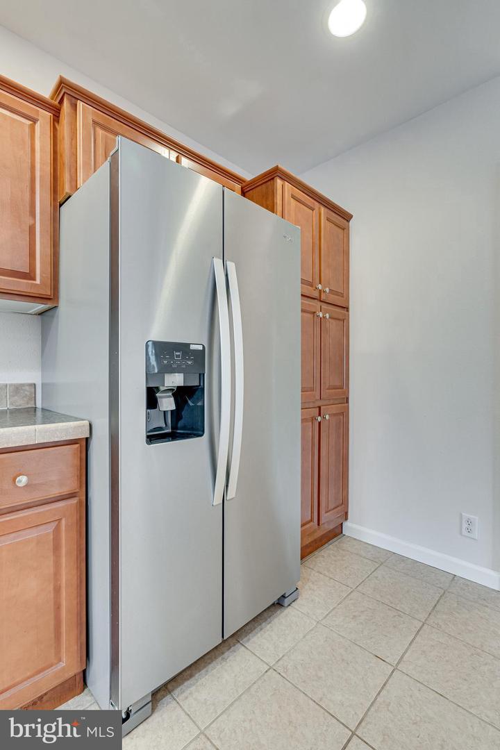 14511 LAKE CENTRAL DR, CHANTILLY, Virginia 20151, 3 Bedrooms Bedrooms, ,2 BathroomsBathrooms,Residential,For sale,14511 LAKE CENTRAL DR,VAFX2247892 MLS # VAFX2247892