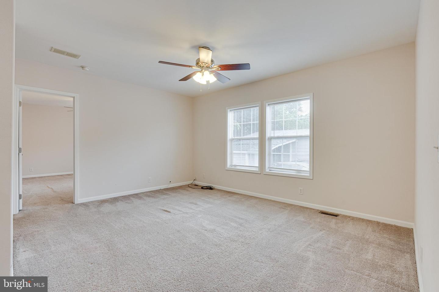 14511 LAKE CENTRAL DR, CHANTILLY, Virginia 20151, 3 Bedrooms Bedrooms, ,2 BathroomsBathrooms,Residential,For sale,14511 LAKE CENTRAL DR,VAFX2247892 MLS # VAFX2247892