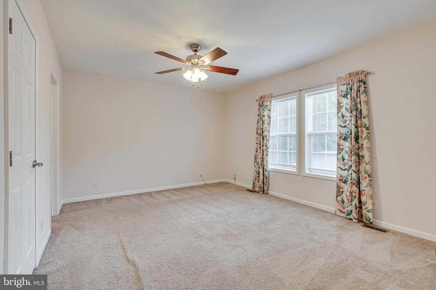 14511 LAKE CENTRAL DR, CHANTILLY, Virginia 20151, 3 Bedrooms Bedrooms, ,2 BathroomsBathrooms,Residential,For sale,14511 LAKE CENTRAL DR,VAFX2247892 MLS # VAFX2247892