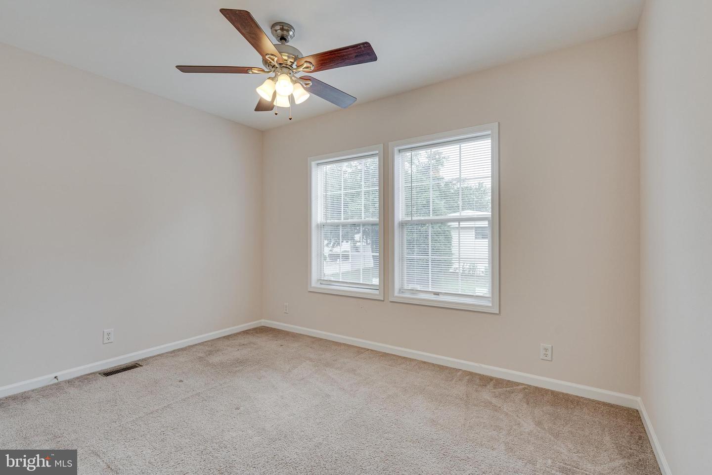 14511 LAKE CENTRAL DR, CHANTILLY, Virginia 20151, 3 Bedrooms Bedrooms, ,2 BathroomsBathrooms,Residential,For sale,14511 LAKE CENTRAL DR,VAFX2247892 MLS # VAFX2247892