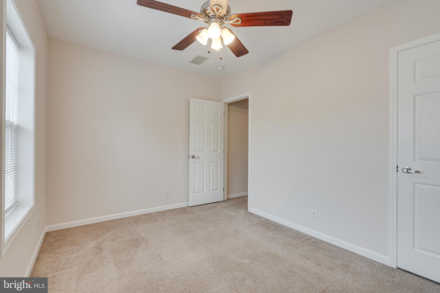 14511 LAKE CENTRAL DR, CHANTILLY, Virginia 20151, 3 Bedrooms Bedrooms, ,2 BathroomsBathrooms,Residential,For sale,14511 LAKE CENTRAL DR,VAFX2247892 MLS # VAFX2247892