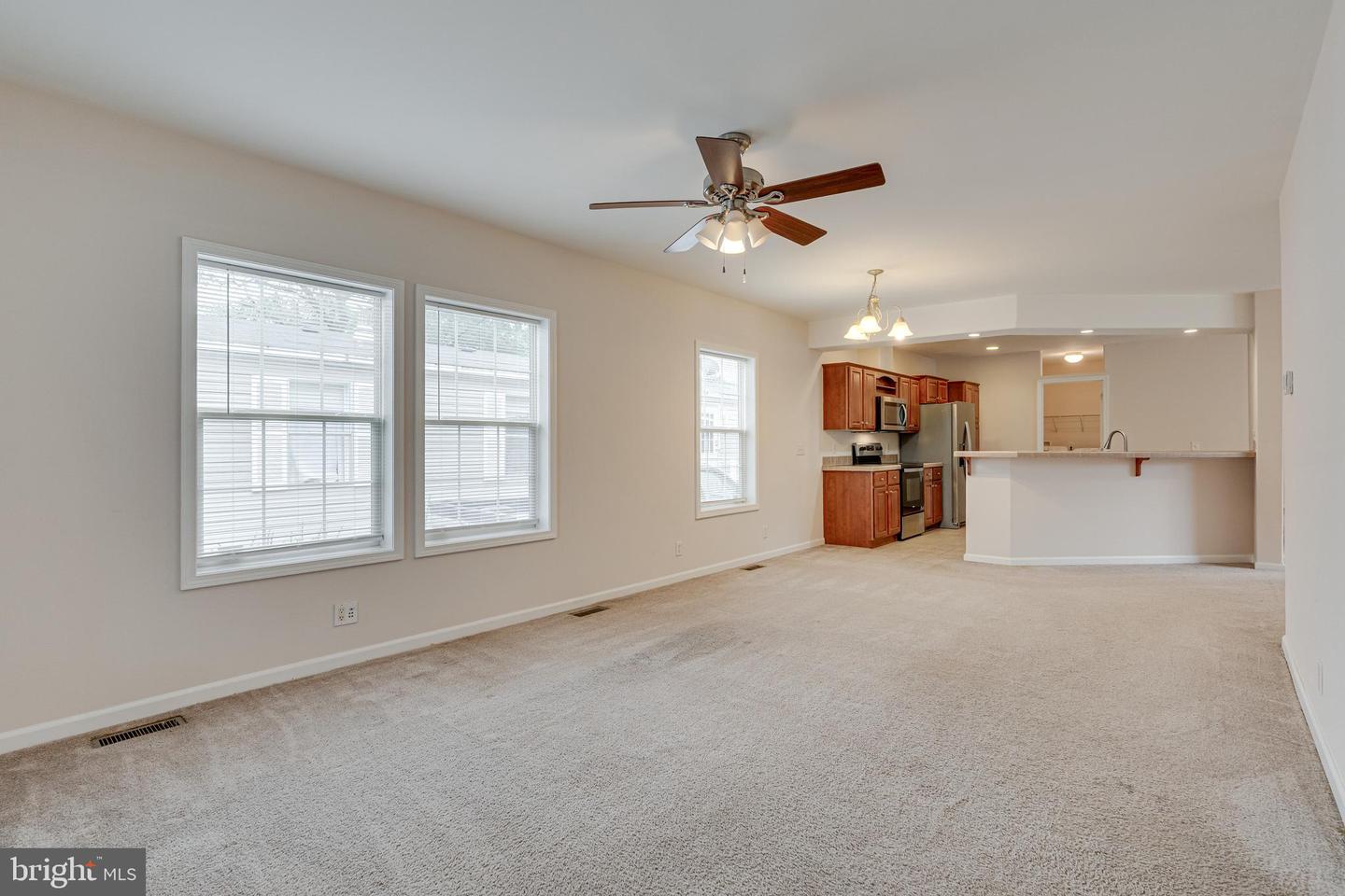 14511 LAKE CENTRAL DR, CHANTILLY, Virginia 20151, 3 Bedrooms Bedrooms, ,2 BathroomsBathrooms,Residential,For sale,14511 LAKE CENTRAL DR,VAFX2247892 MLS # VAFX2247892