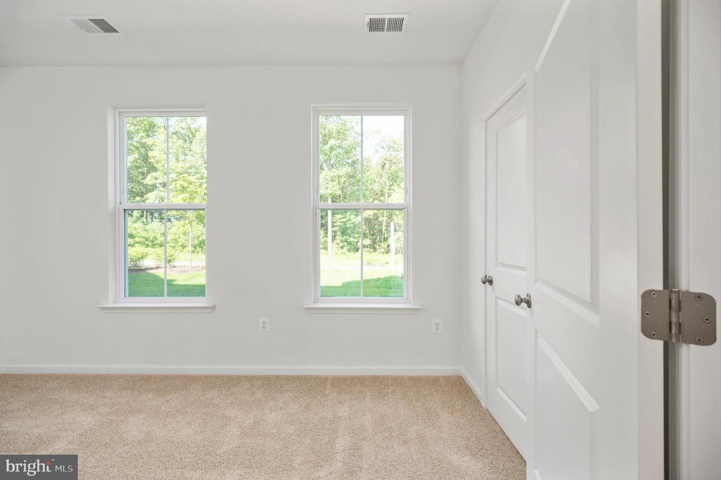 10170 QUEENS WAY, MANASSAS, Virginia 20110, 4 Bedrooms Bedrooms, ,3 BathroomsBathrooms,Residential,For sale,10170 QUEENS WAY,VAMN2008524 MLS # VAMN2008524