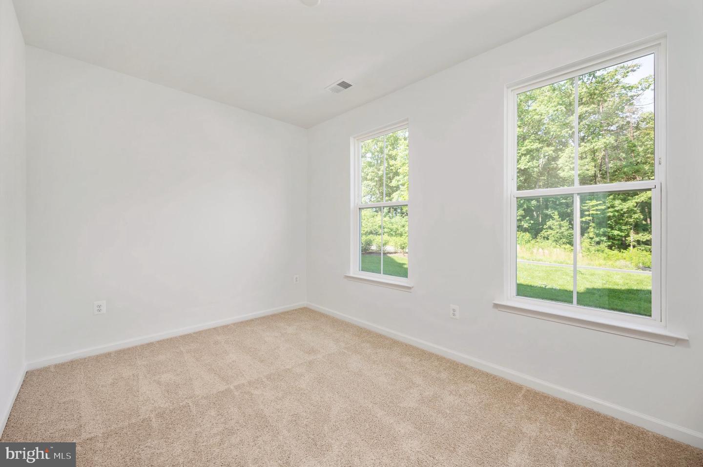 10170 QUEENS WAY, MANASSAS, Virginia 20110, 4 Bedrooms Bedrooms, ,3 BathroomsBathrooms,Residential,For sale,10170 QUEENS WAY,VAMN2008524 MLS # VAMN2008524