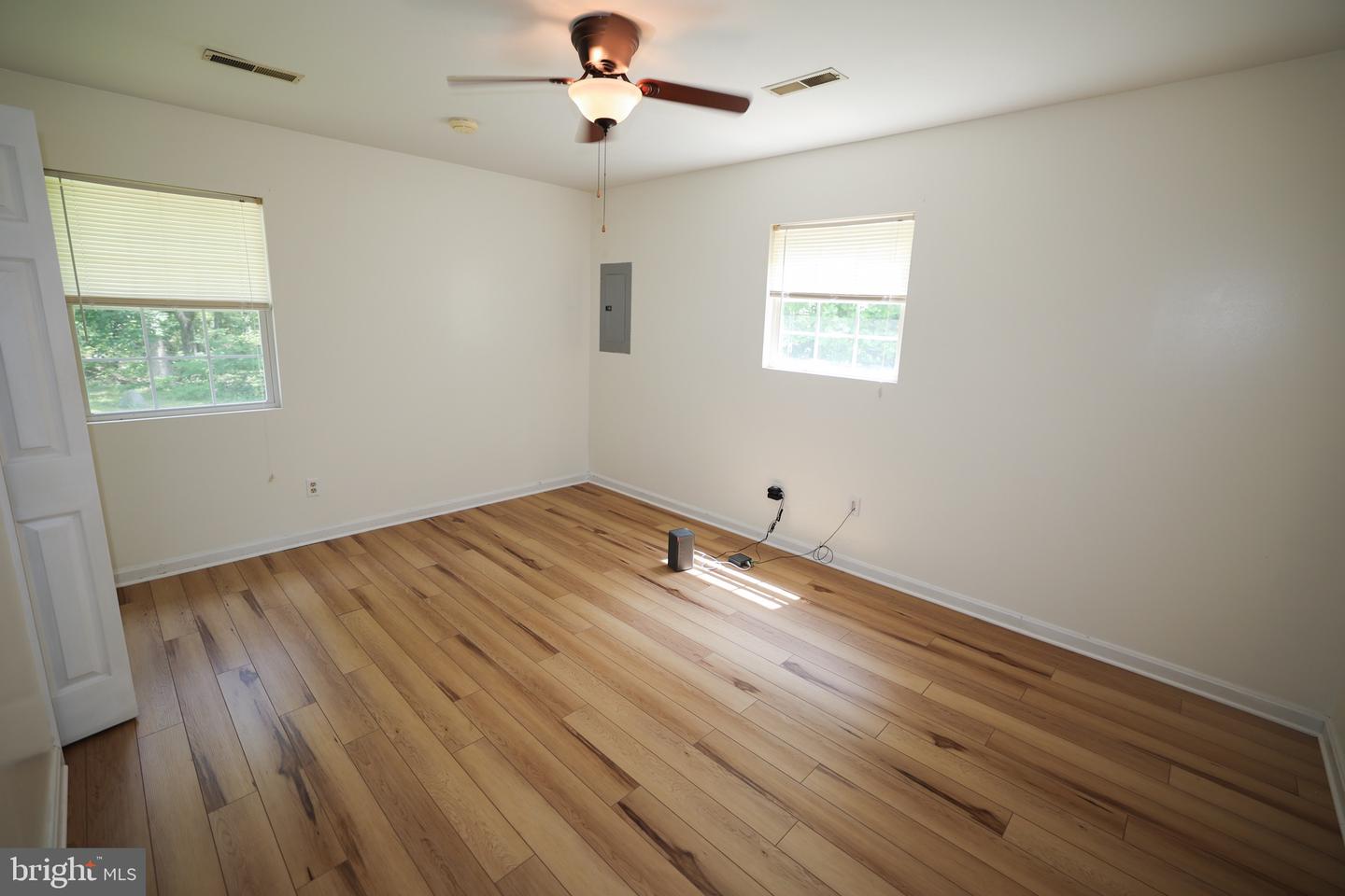 7388 PRICE CT, KING GEORGE, Virginia 22485, 4 Bedrooms Bedrooms, ,3 BathroomsBathrooms,Residential,For sale,7388 PRICE CT,VAKG2006592 MLS # VAKG2006592