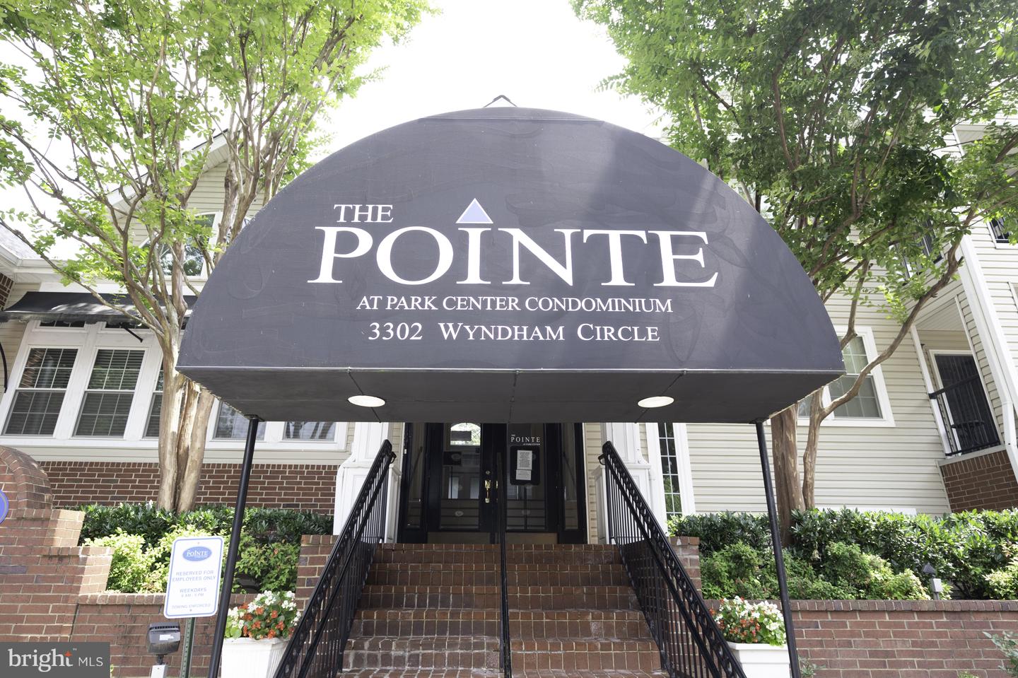 3311 WYNDHAM CIR #2196, ALEXANDRIA, Virginia 22302, 1 Bedroom Bedrooms, ,1 BathroomBathrooms,Residential,For sale,3311 WYNDHAM CIR #2196,VAAX2046610 MLS # VAAX2046610