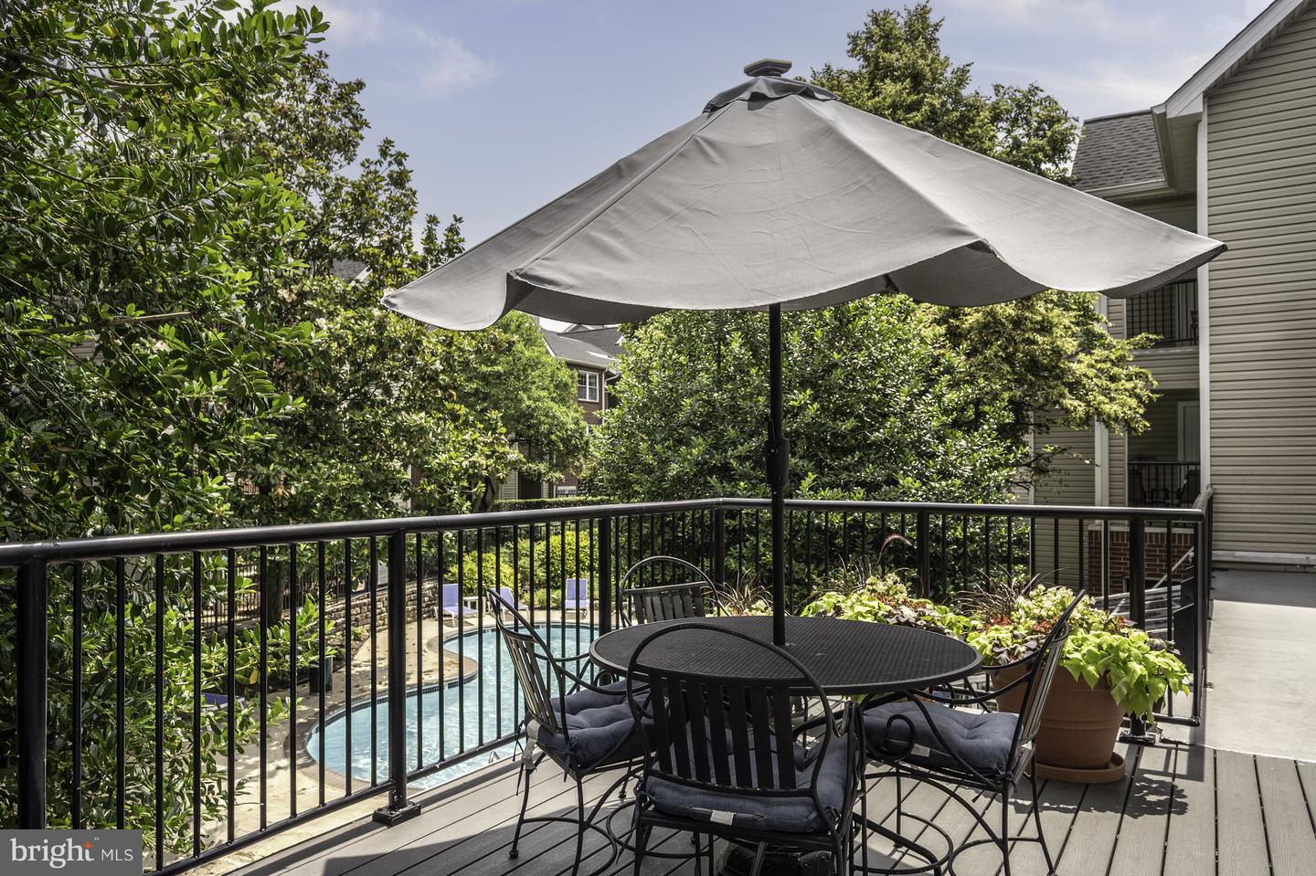 3311 WYNDHAM CIR #2196, ALEXANDRIA, Virginia 22302, 1 Bedroom Bedrooms, ,1 BathroomBathrooms,Residential,For sale,3311 WYNDHAM CIR #2196,VAAX2046610 MLS # VAAX2046610
