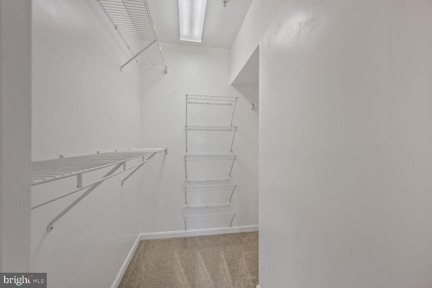 1735 BRADDOCK PL #301, ALEXANDRIA, Virginia 22302, 2 Bedrooms Bedrooms, ,2 BathroomsBathrooms,Residential,For sale,1735 BRADDOCK PL #301,VAAX2046612 MLS # VAAX2046612