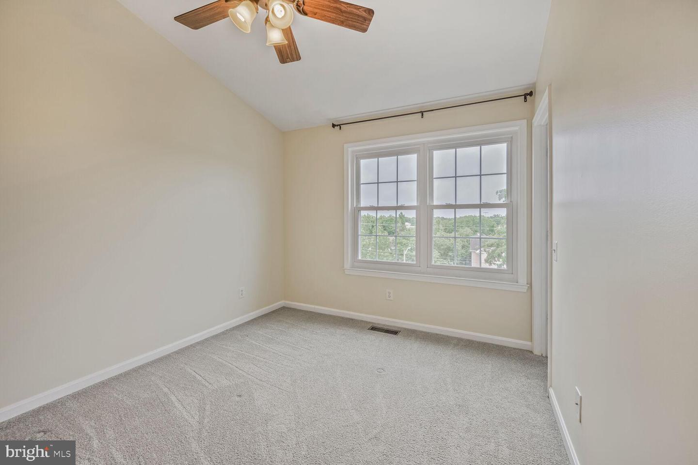 1735 BRADDOCK PL #301, ALEXANDRIA, Virginia 22302, 2 Bedrooms Bedrooms, ,2 BathroomsBathrooms,Residential,For sale,1735 BRADDOCK PL #301,VAAX2046612 MLS # VAAX2046612