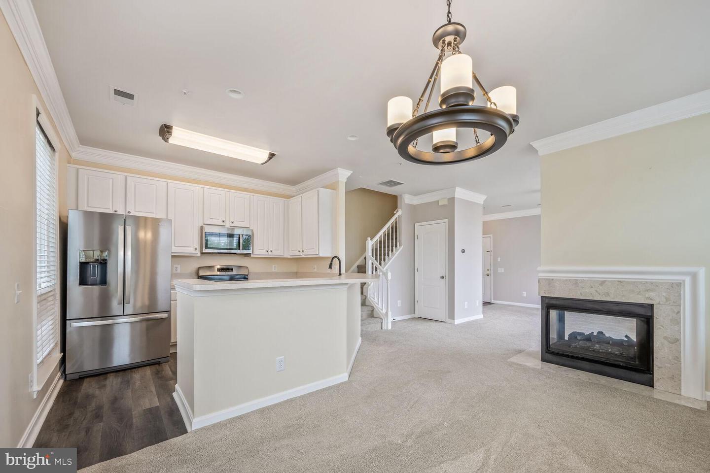 1735 BRADDOCK PL #301, ALEXANDRIA, Virginia 22302, 2 Bedrooms Bedrooms, ,2 BathroomsBathrooms,Residential,For sale,1735 BRADDOCK PL #301,VAAX2046612 MLS # VAAX2046612