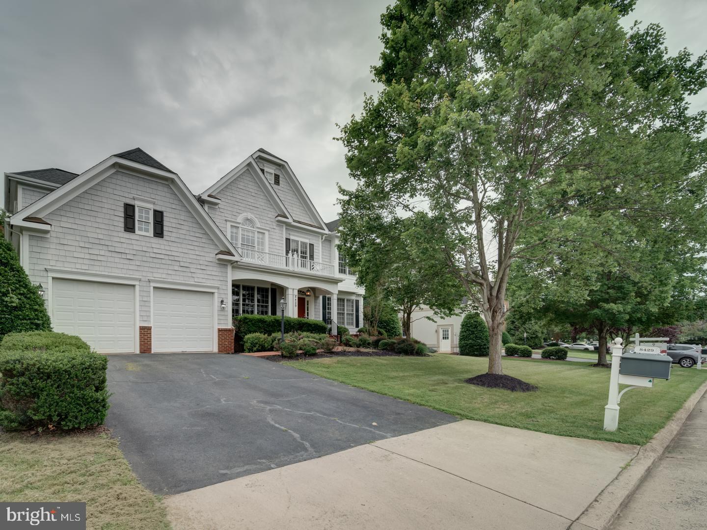 8429 LINK HILLS LOOP, GAINESVILLE, Virginia 20155, 4 Bedrooms Bedrooms, ,4 BathroomsBathrooms,Residential,For sale,8429 LINK HILLS LOOP,VAPW2097330 MLS # VAPW2097330