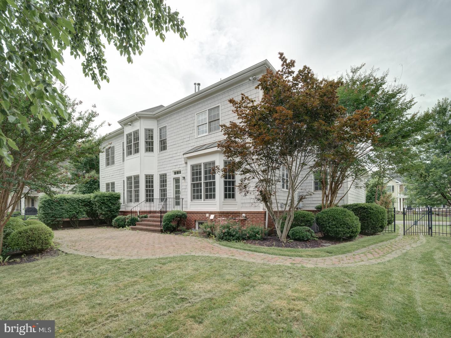 8429 LINK HILLS LOOP, GAINESVILLE, Virginia 20155, 4 Bedrooms Bedrooms, ,4 BathroomsBathrooms,Residential,For sale,8429 LINK HILLS LOOP,VAPW2097330 MLS # VAPW2097330