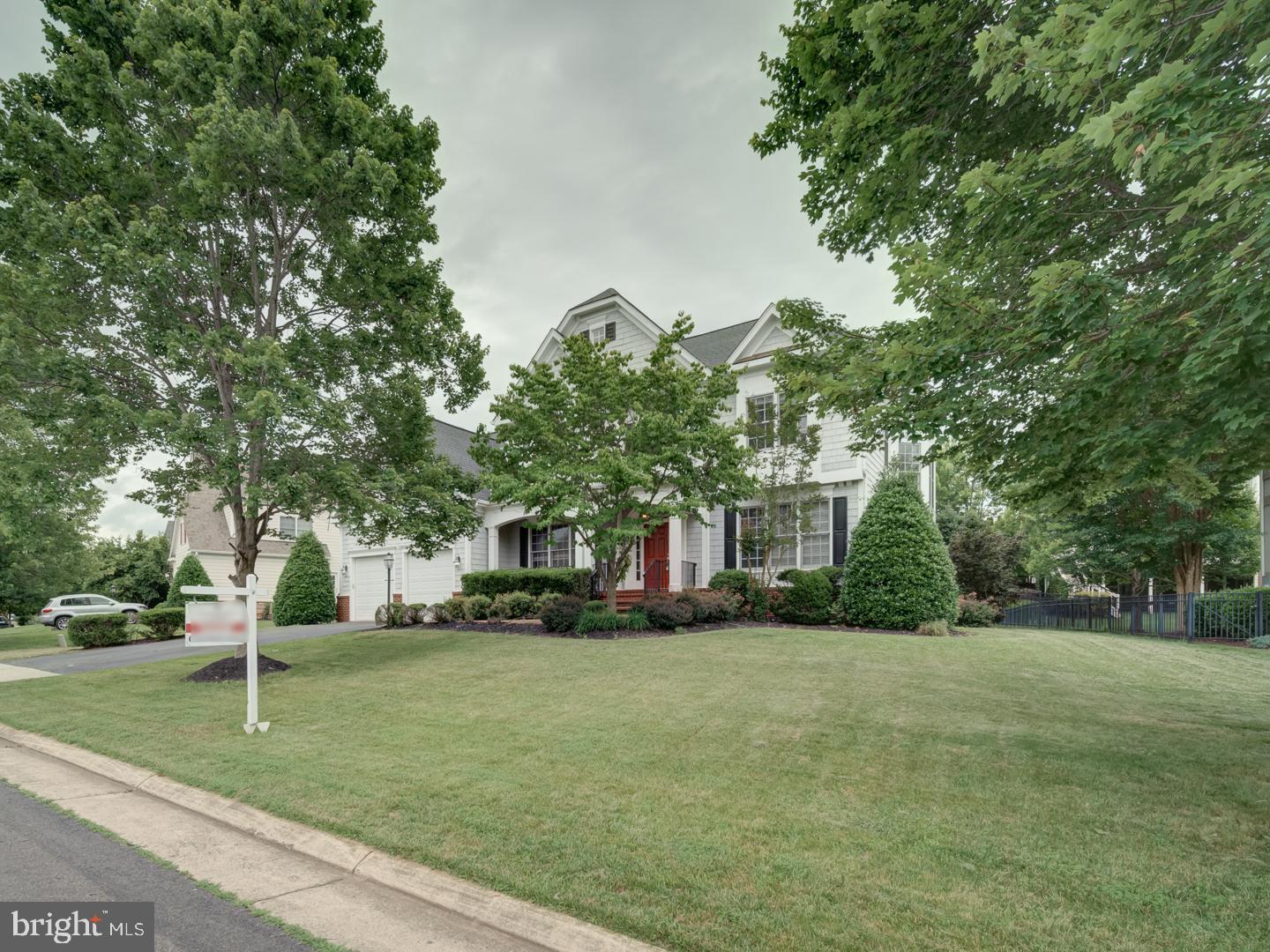 8429 LINK HILLS LOOP, GAINESVILLE, Virginia 20155, 4 Bedrooms Bedrooms, ,4 BathroomsBathrooms,Residential,For sale,8429 LINK HILLS LOOP,VAPW2097330 MLS # VAPW2097330