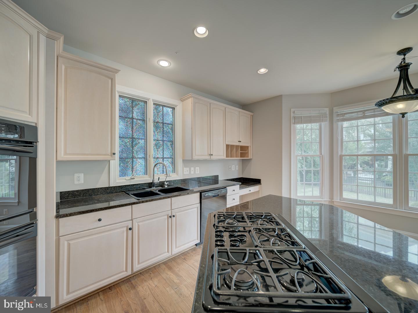 8429 LINK HILLS LOOP, GAINESVILLE, Virginia 20155, 4 Bedrooms Bedrooms, ,4 BathroomsBathrooms,Residential,For sale,8429 LINK HILLS LOOP,VAPW2097330 MLS # VAPW2097330