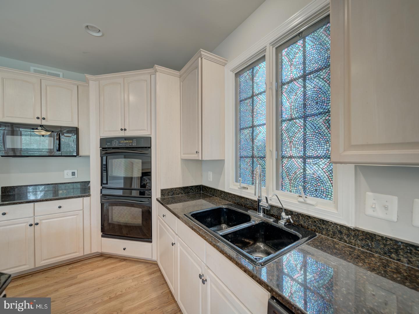 8429 LINK HILLS LOOP, GAINESVILLE, Virginia 20155, 4 Bedrooms Bedrooms, ,4 BathroomsBathrooms,Residential,For sale,8429 LINK HILLS LOOP,VAPW2097330 MLS # VAPW2097330