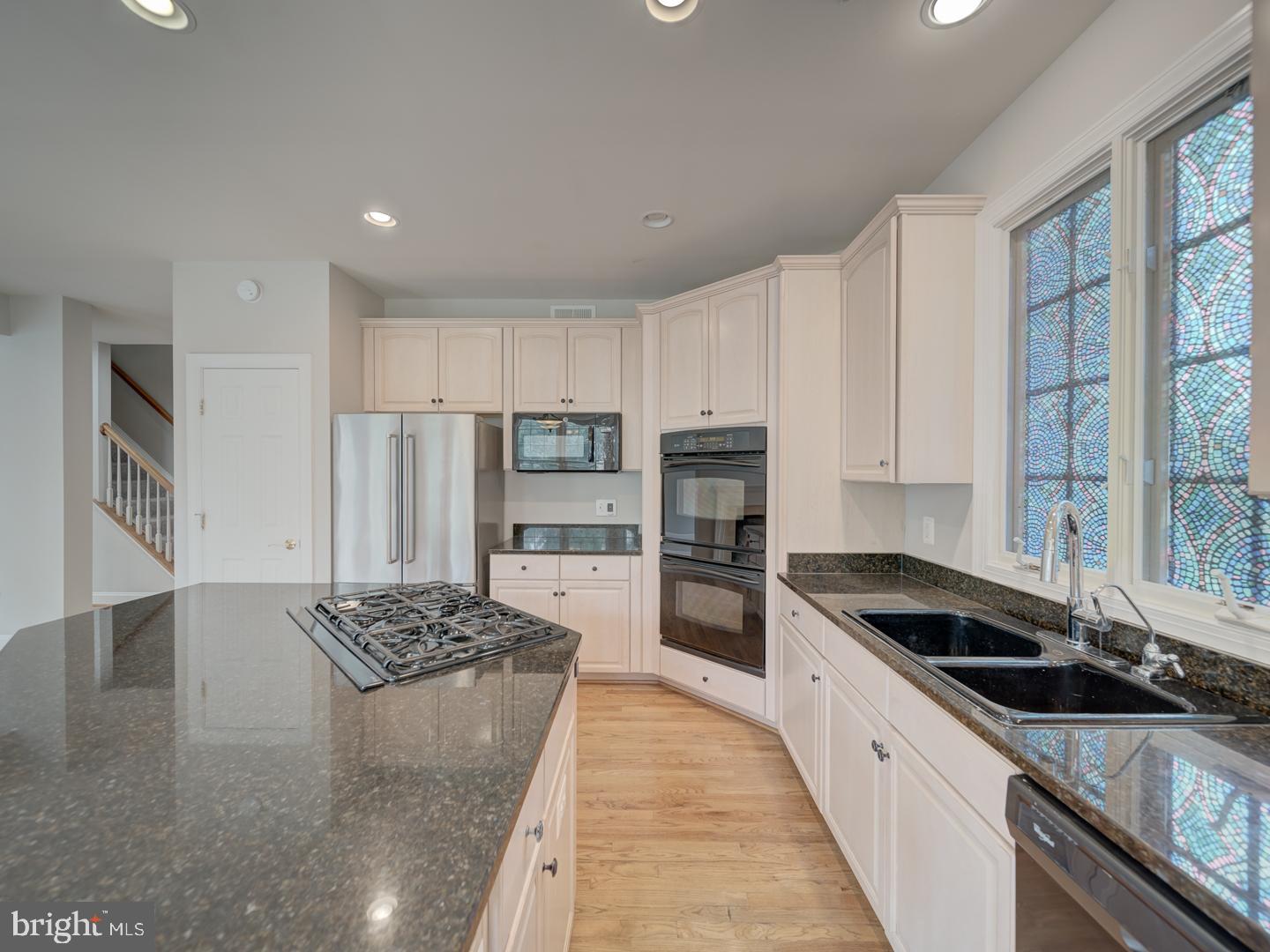 8429 LINK HILLS LOOP, GAINESVILLE, Virginia 20155, 4 Bedrooms Bedrooms, ,4 BathroomsBathrooms,Residential,For sale,8429 LINK HILLS LOOP,VAPW2097330 MLS # VAPW2097330