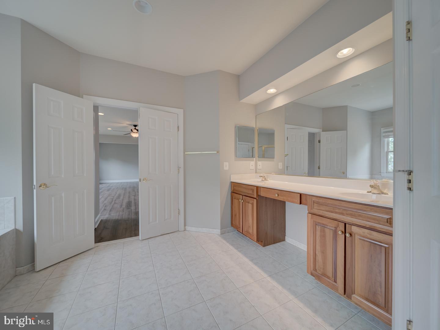 8429 LINK HILLS LOOP, GAINESVILLE, Virginia 20155, 4 Bedrooms Bedrooms, ,4 BathroomsBathrooms,Residential,For sale,8429 LINK HILLS LOOP,VAPW2097330 MLS # VAPW2097330