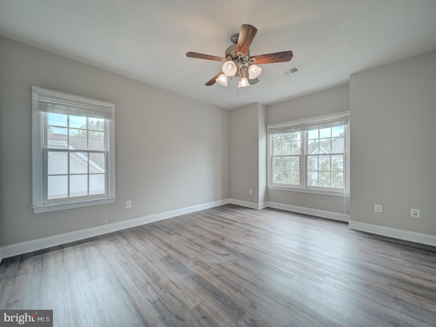 8429 LINK HILLS LOOP, GAINESVILLE, Virginia 20155, 4 Bedrooms Bedrooms, ,4 BathroomsBathrooms,Residential,For sale,8429 LINK HILLS LOOP,VAPW2097330 MLS # VAPW2097330