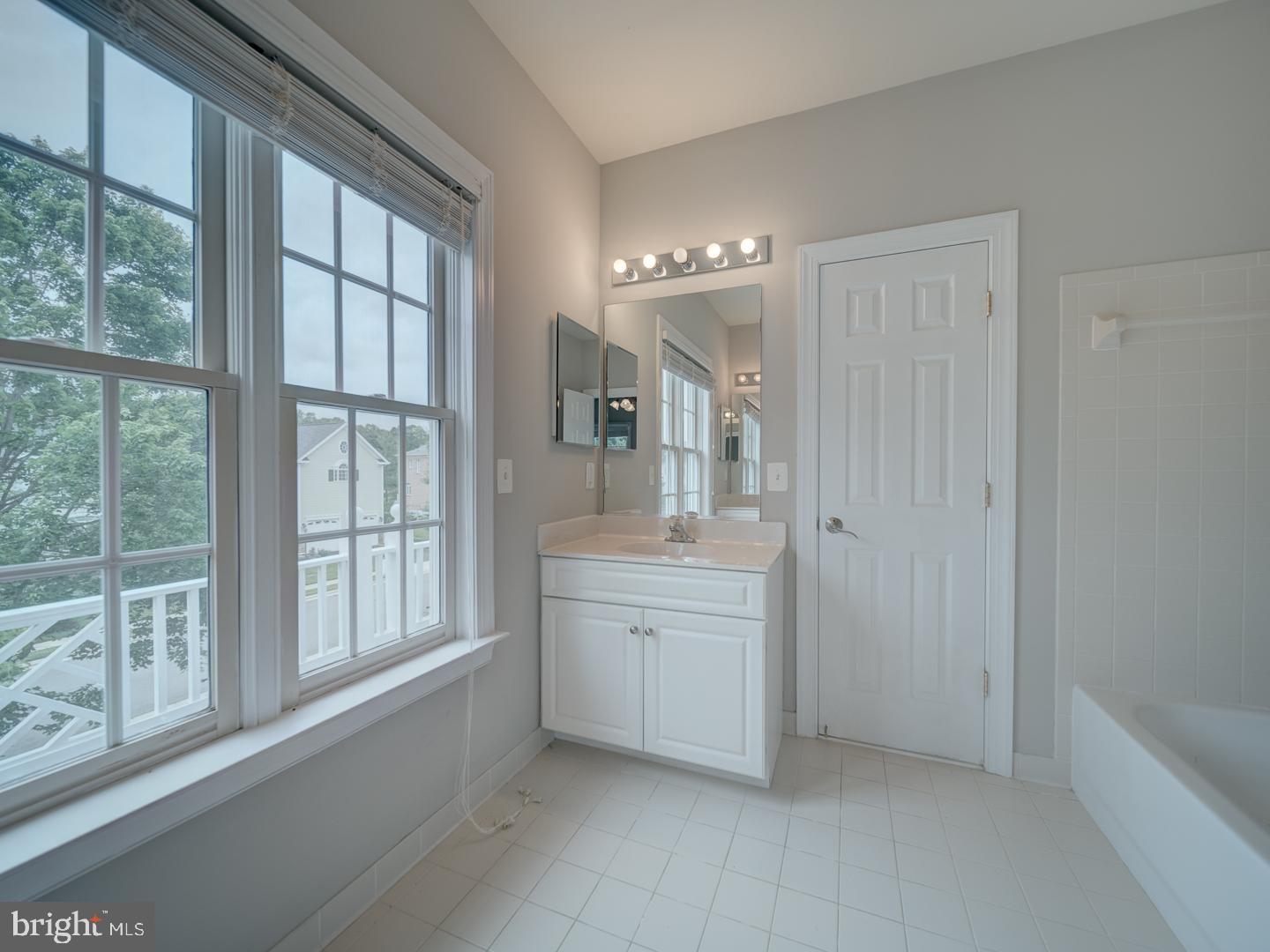 8429 LINK HILLS LOOP, GAINESVILLE, Virginia 20155, 4 Bedrooms Bedrooms, ,4 BathroomsBathrooms,Residential,For sale,8429 LINK HILLS LOOP,VAPW2097330 MLS # VAPW2097330