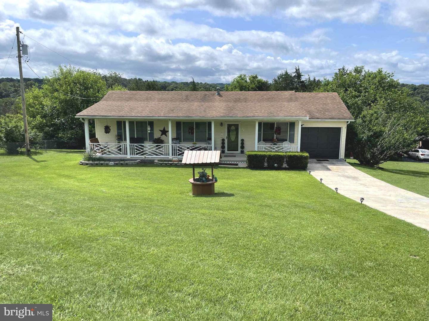 220 AIRSTRIP RD, LURAY, Virginia 22835, 3 Bedrooms Bedrooms, ,2 BathroomsBathrooms,Residential,For sale,220 AIRSTRIP RD,VAPA2005038 MLS # VAPA2005038