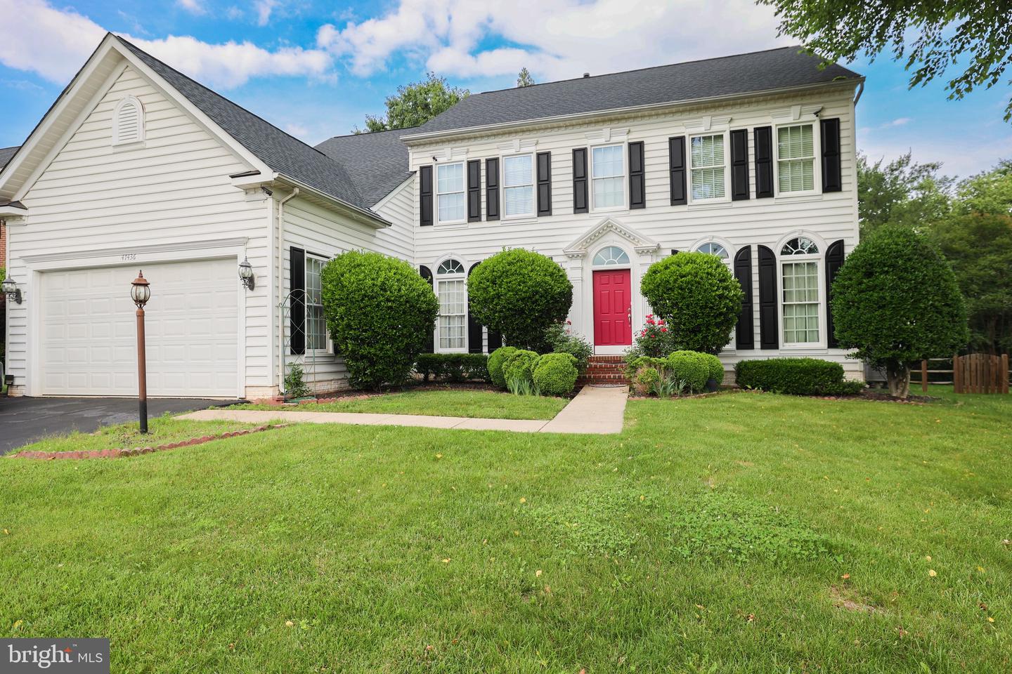 47436 MIDDLE BLUFF PL, STERLING, Virginia 20165, 6 Bedrooms Bedrooms, ,4 BathroomsBathrooms,Residential,For sale,47436 MIDDLE BLUFF PL,VALO2099876 MLS # VALO2099876