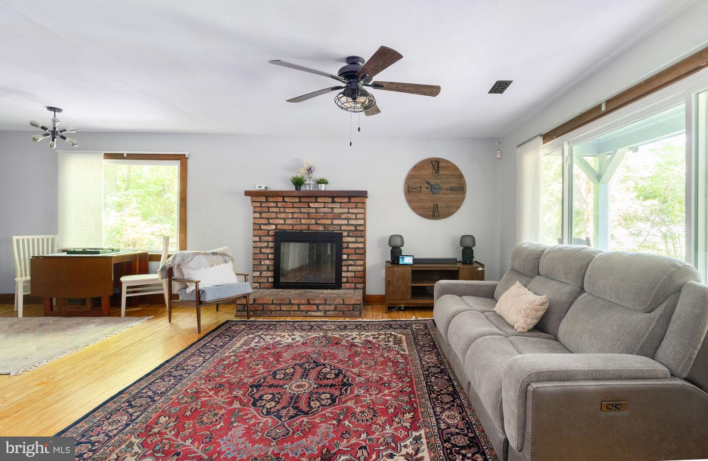 5913 WILLOWBRANCH DR, NORTH CHESTERFIELD, Virginia 23224, 3 Bedrooms Bedrooms, ,2 BathroomsBathrooms,Residential,For sale,5913 WILLOWBRANCH DR,VACF2001200 MLS # VACF2001200