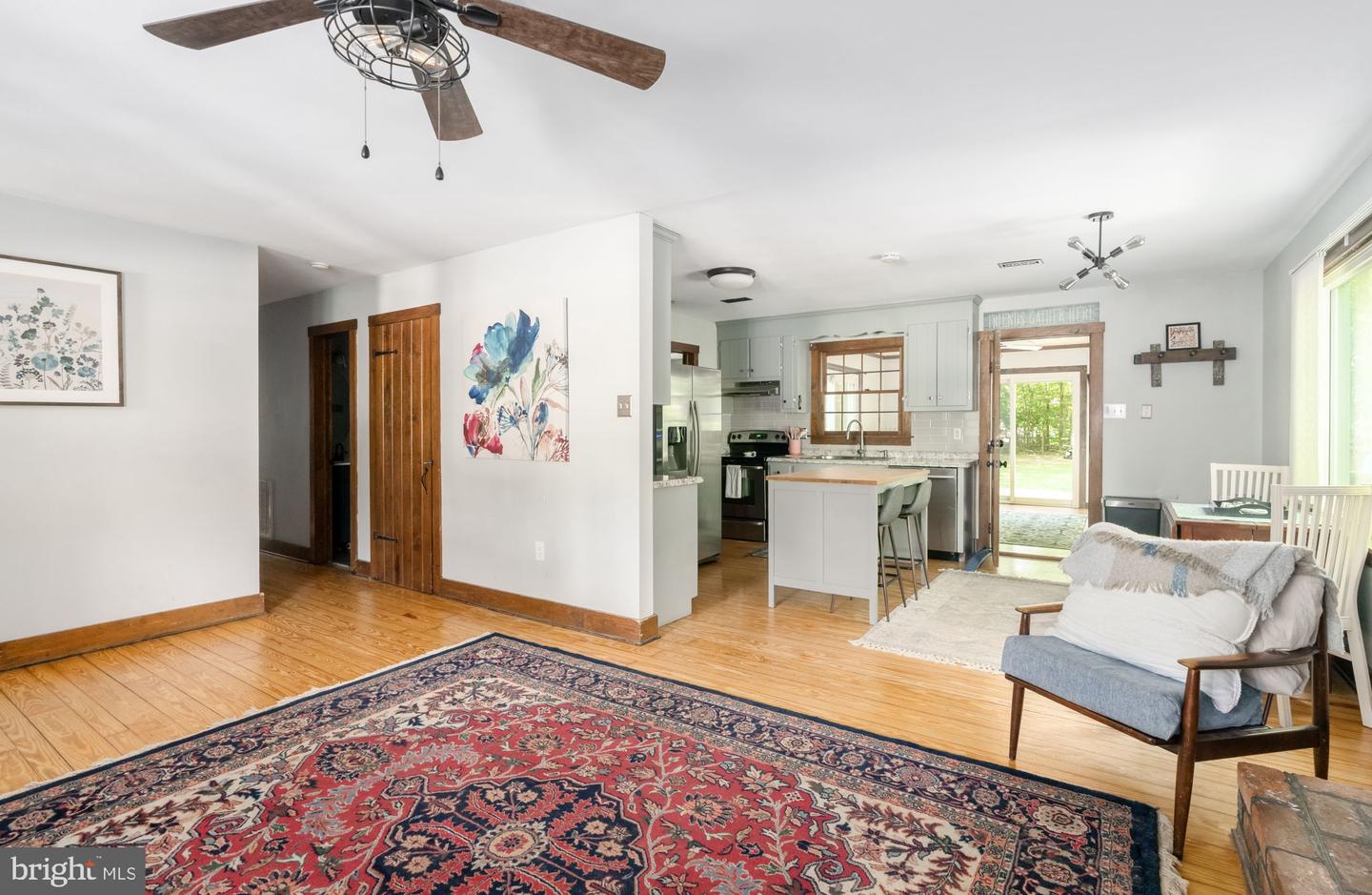 5913 WILLOWBRANCH DR, NORTH CHESTERFIELD, Virginia 23224, 3 Bedrooms Bedrooms, ,2 BathroomsBathrooms,Residential,For sale,5913 WILLOWBRANCH DR,VACF2001200 MLS # VACF2001200