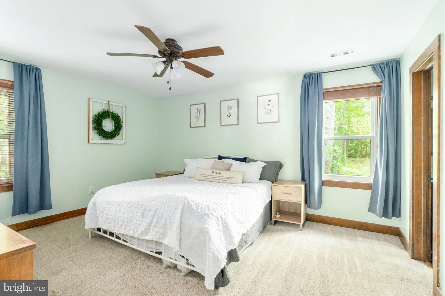 5913 WILLOWBRANCH DR, NORTH CHESTERFIELD, Virginia 23224, 3 Bedrooms Bedrooms, ,2 BathroomsBathrooms,Residential,For sale,5913 WILLOWBRANCH DR,VACF2001200 MLS # VACF2001200