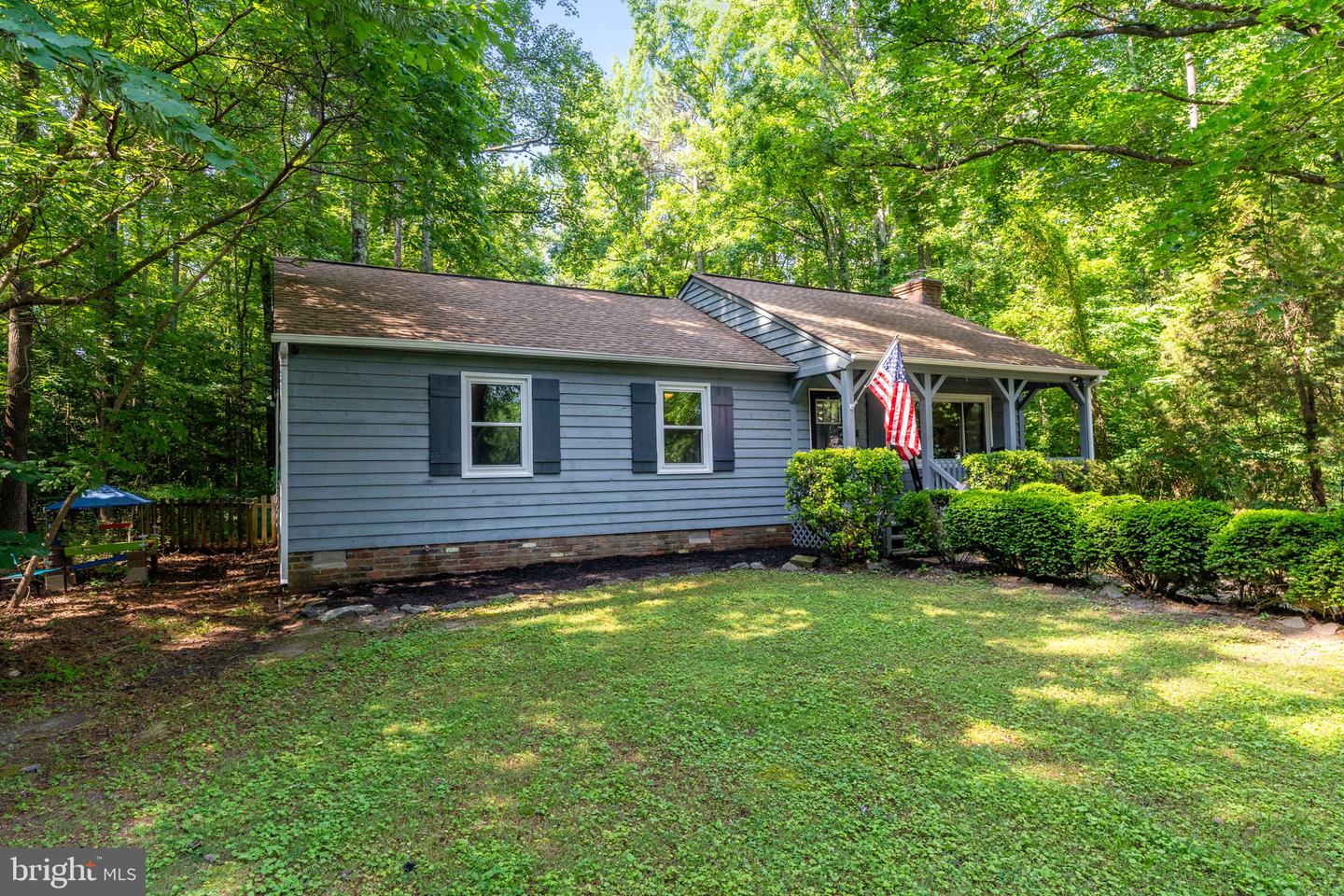 5913 WILLOWBRANCH DR, NORTH CHESTERFIELD, Virginia 23224, 3 Bedrooms Bedrooms, ,2 BathroomsBathrooms,Residential,For sale,5913 WILLOWBRANCH DR,VACF2001200 MLS # VACF2001200