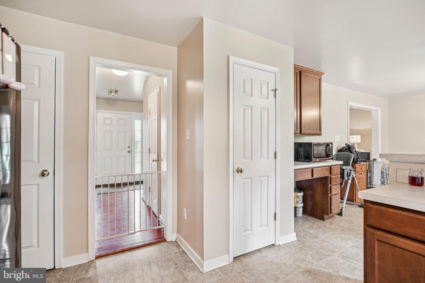 6373 FARM RIDGE DR, MIDLAND, Virginia 22728, 4 Bedrooms Bedrooms, ,2 BathroomsBathrooms,Residential,For sale,6373 FARM RIDGE DR,VAFQ2017110 MLS # VAFQ2017110